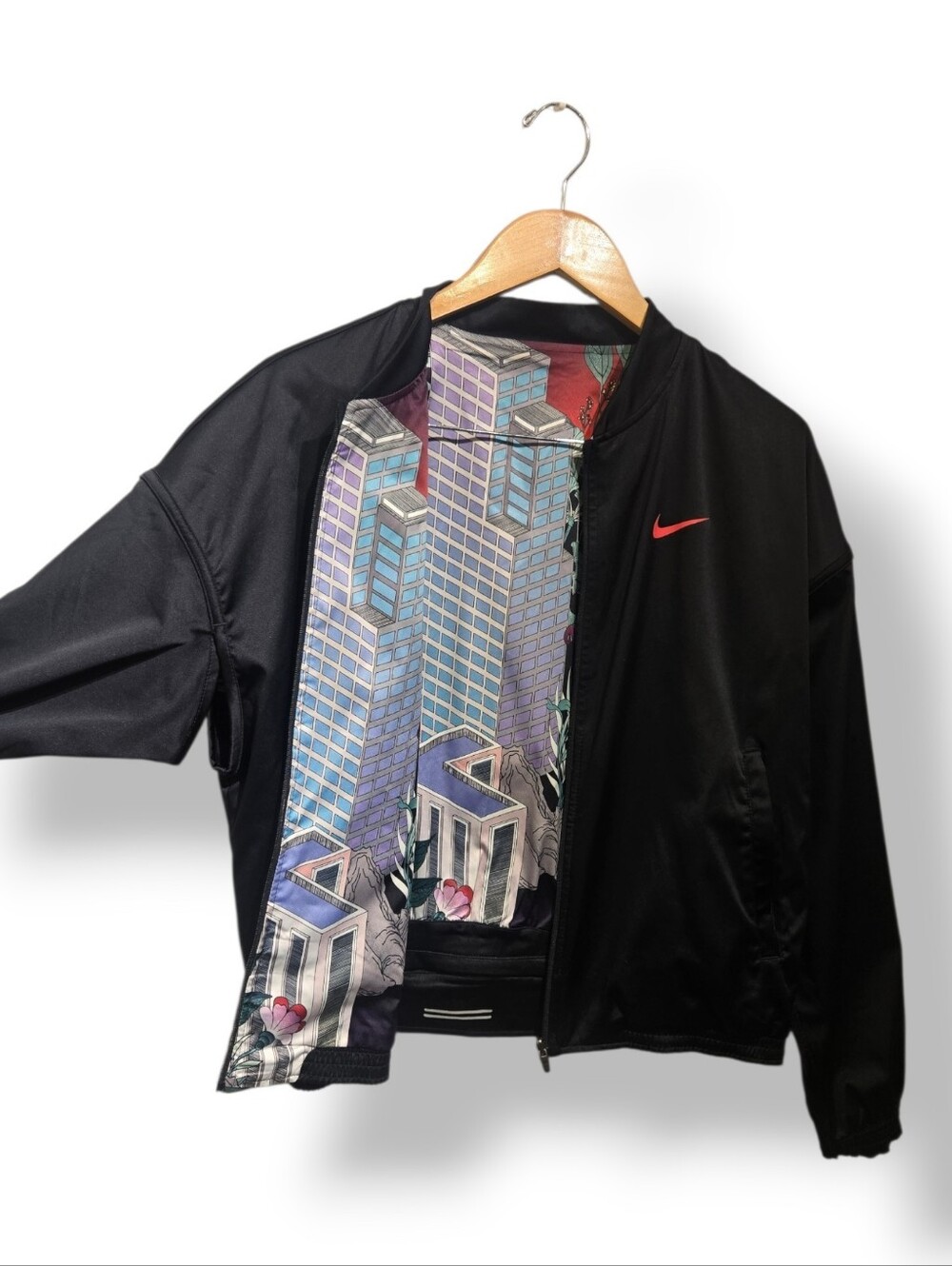 NIKE Womens Reversible Japanese Graphic Jacket Black Satin Sz L Reflective Trim